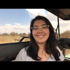 Meet your Posher, Olivia